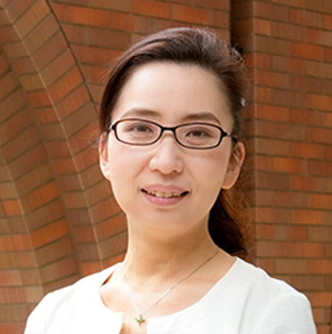 写真：杉野　綾子　氏